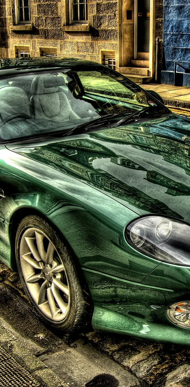 Aston DB7