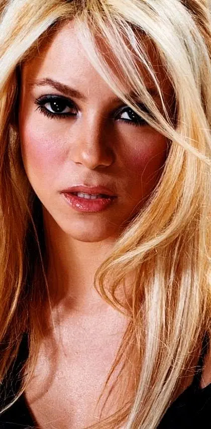 Shakira Close Up