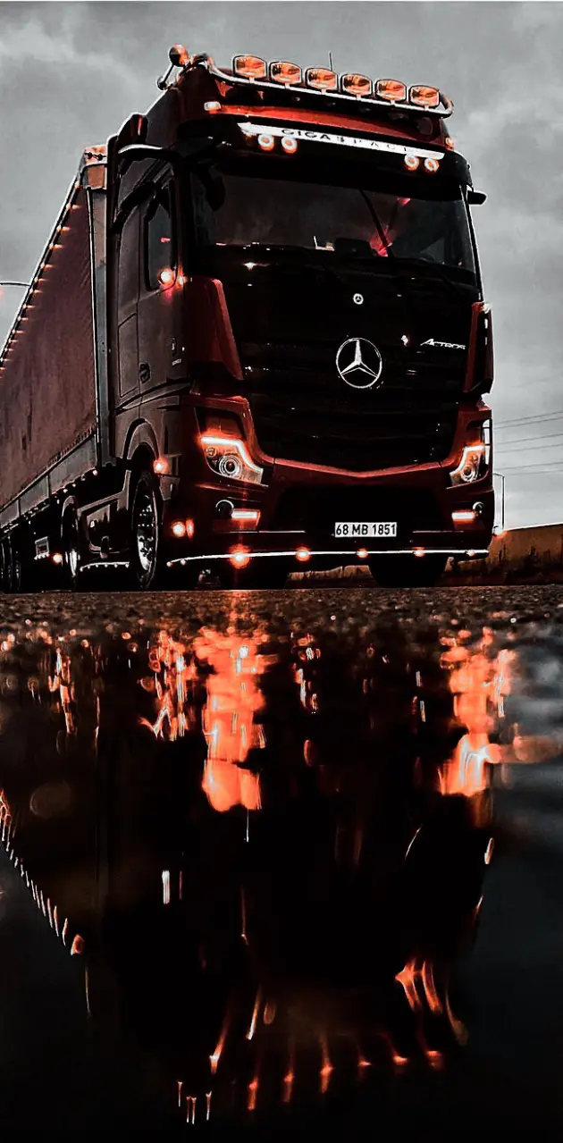 Merced-Benz Trucks
