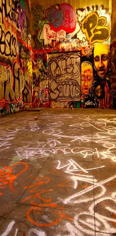 graffiti-room