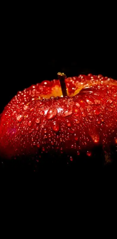 Red  Apple