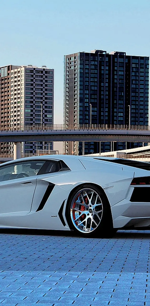 Lamborghini Aventado