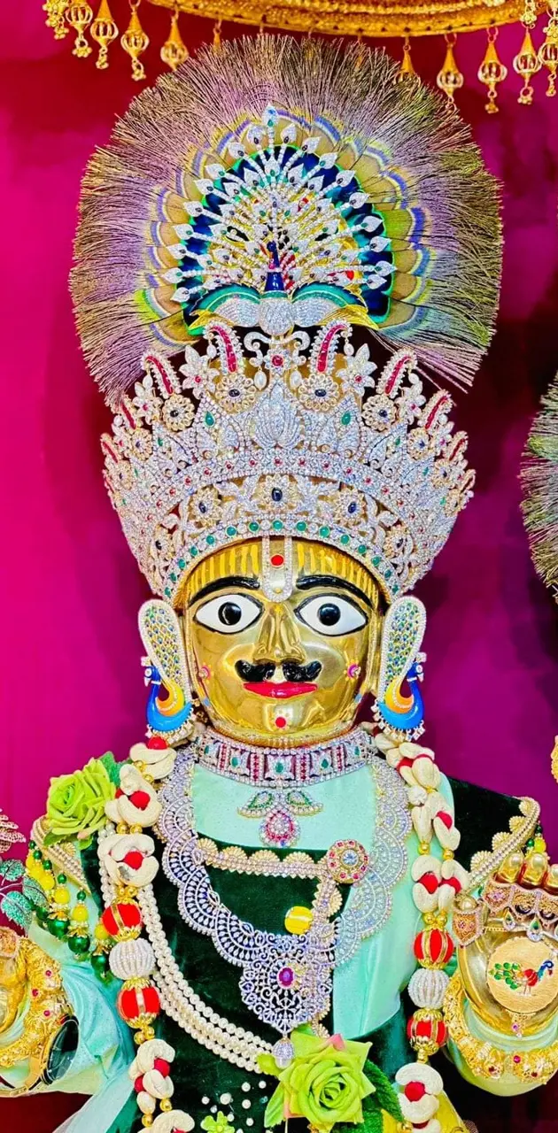 Harikrishna Maharaj