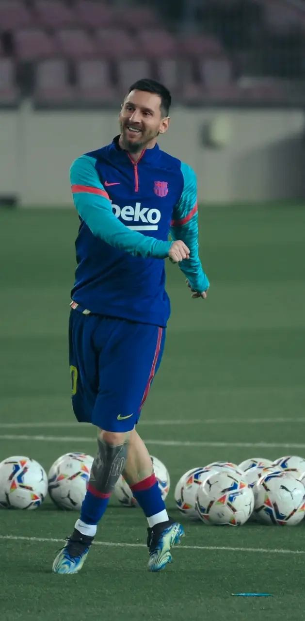 Messi smile