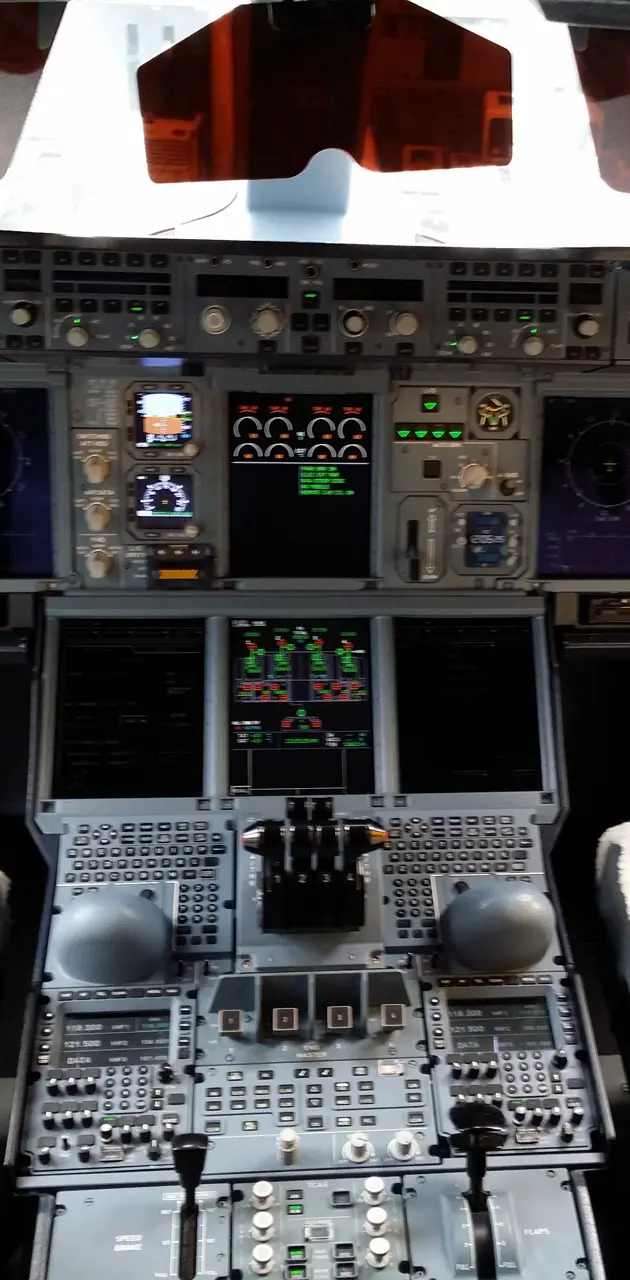 A380 cockpit 