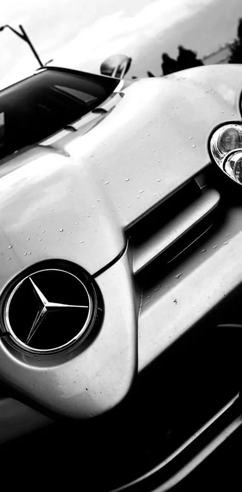 Mercedes Front