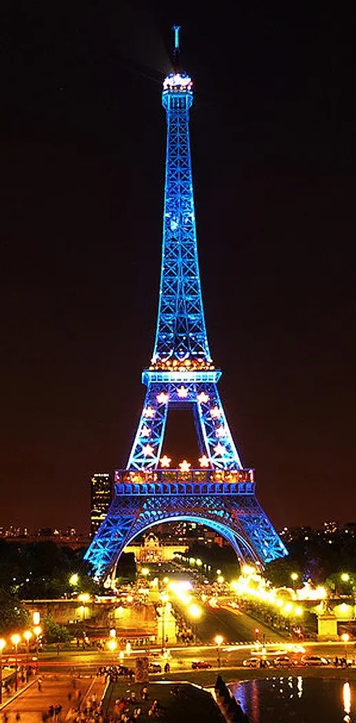 Eiffel Tower-blue L8