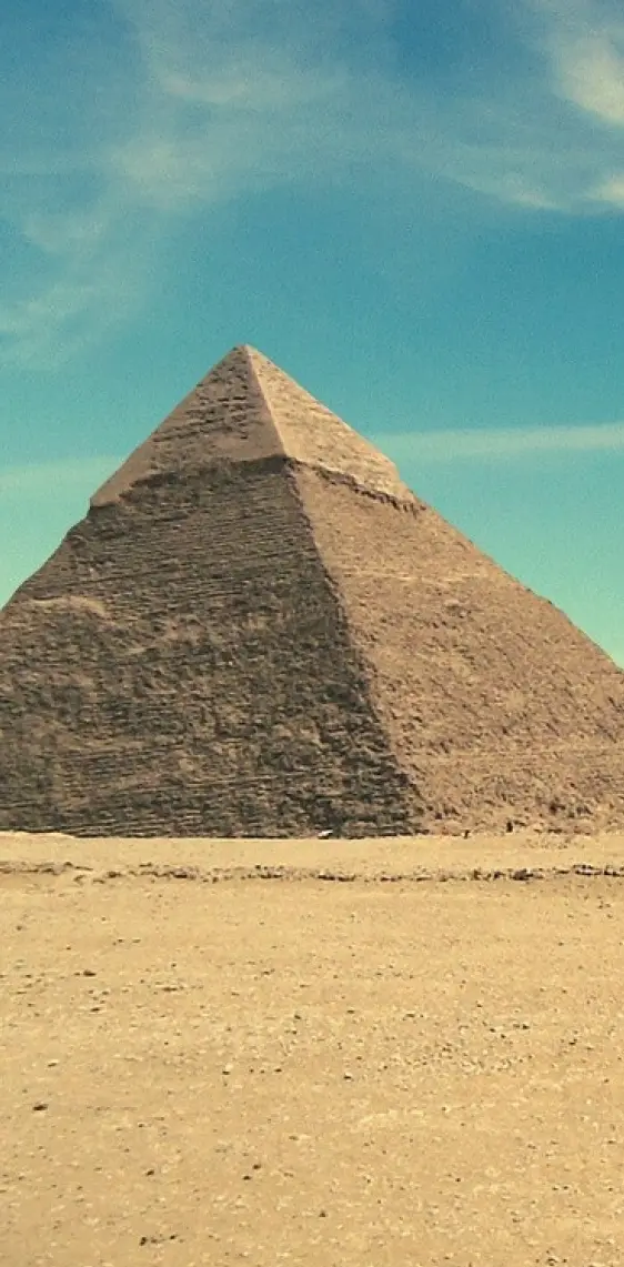 Desert - Pyramid