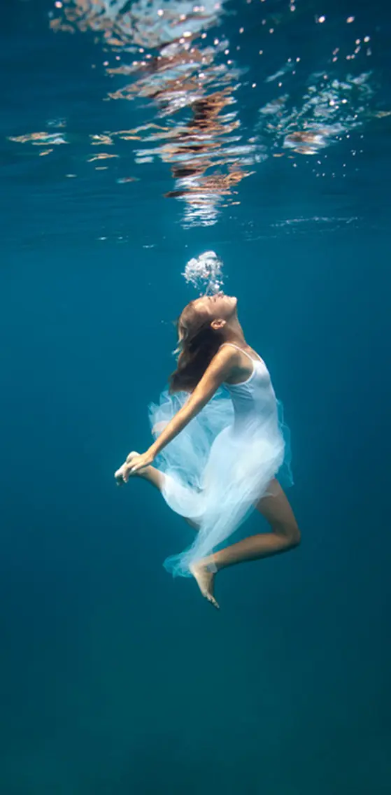 Underwater-freehand