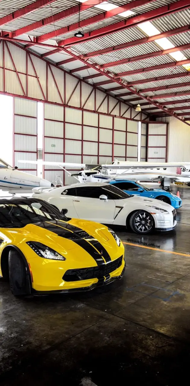 Hangar Cars