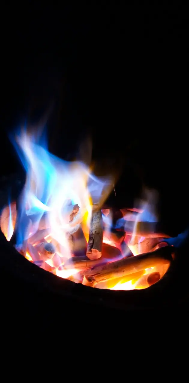 Burning charcoal stove