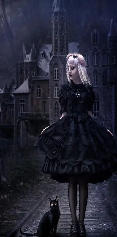gothic girl