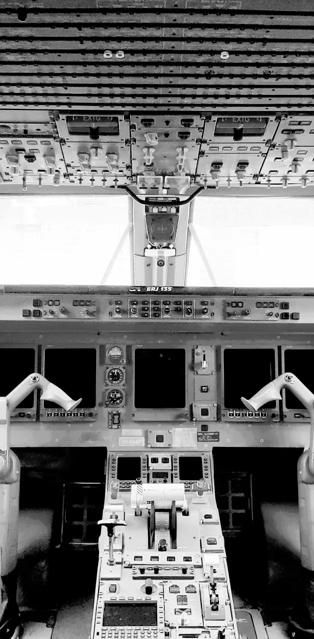 Cockpit ERJ135
