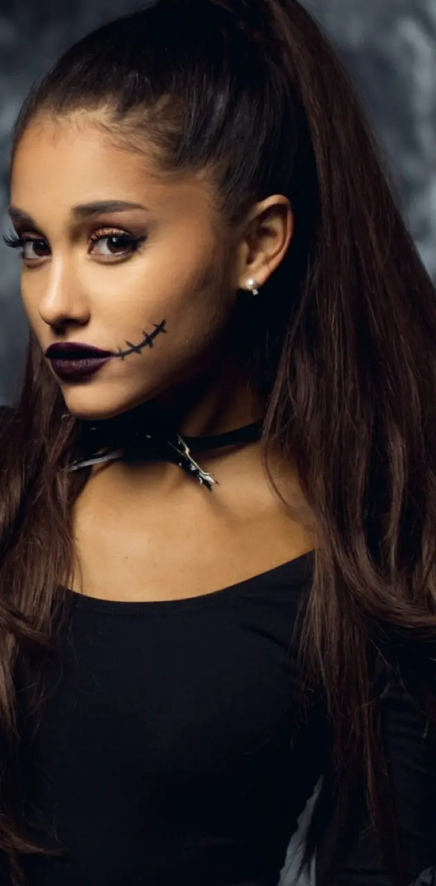 Spook Ariana Grande
