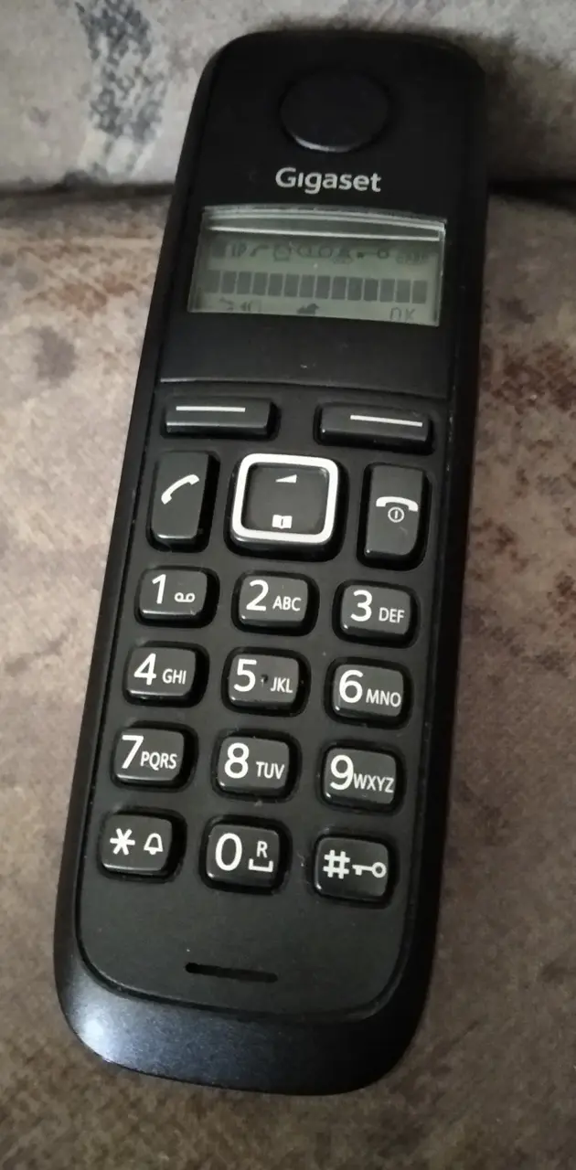 Fiksni telefon