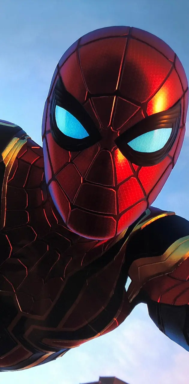 Iron Spider Selfie