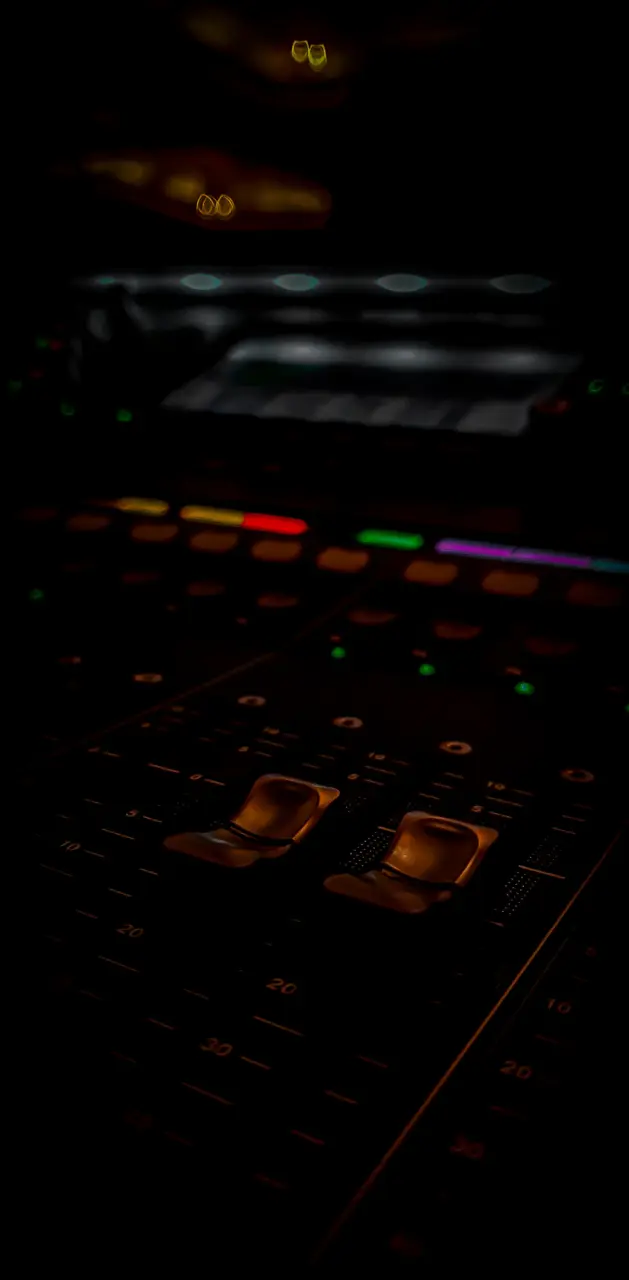 Sound Man Mixer Studio