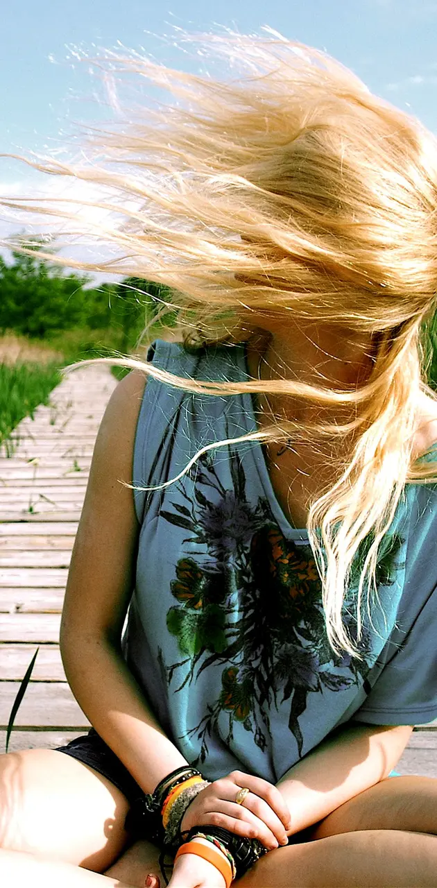 Blond in the wind