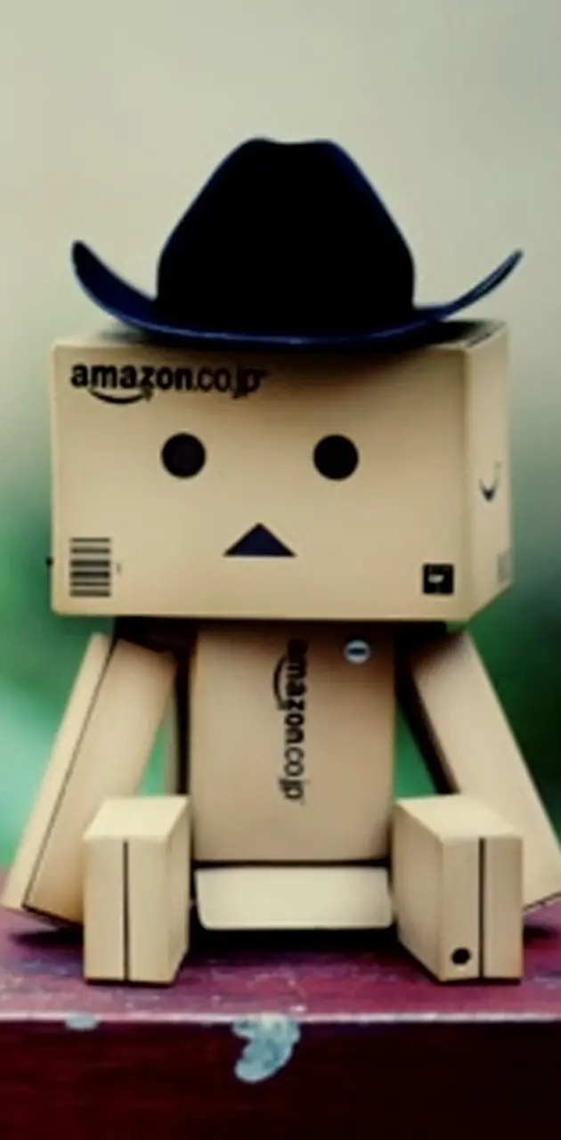 Amazon Box Robot 01