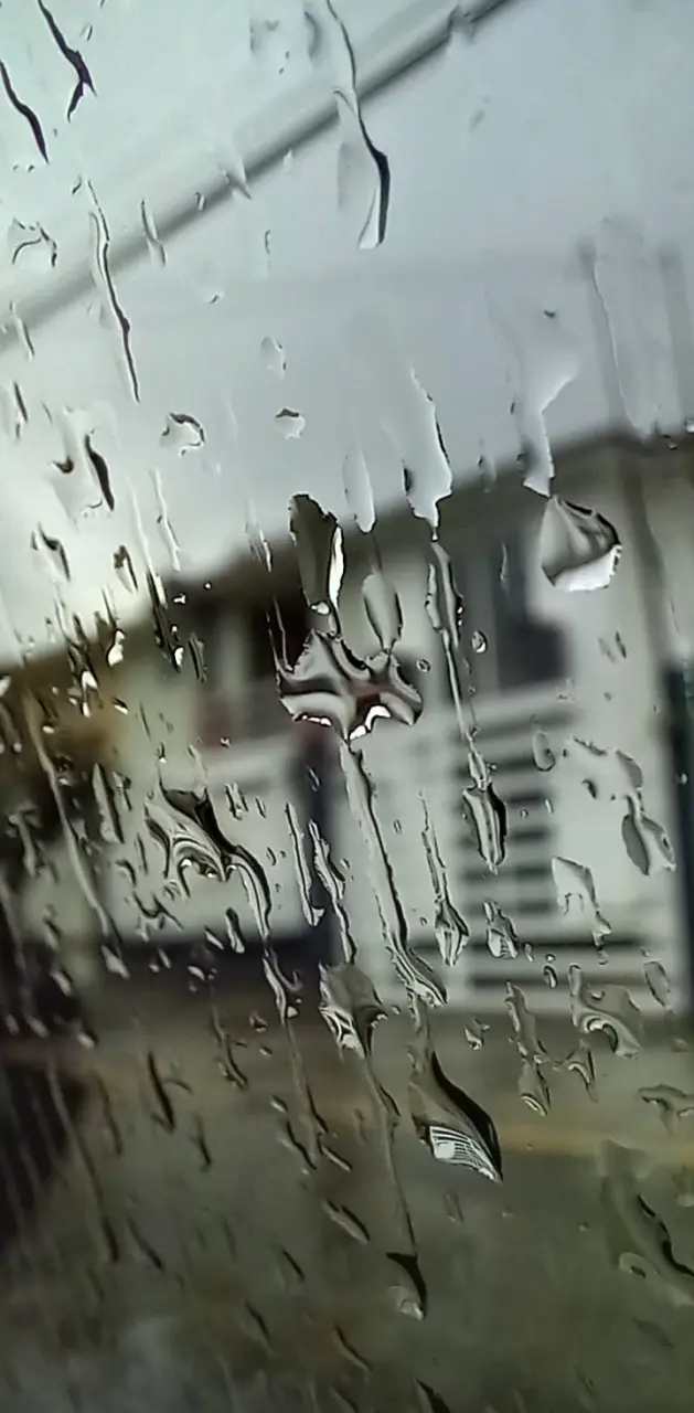 Lluvia por la ventana
