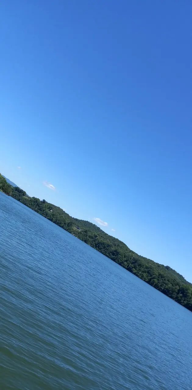 Lake sideways 