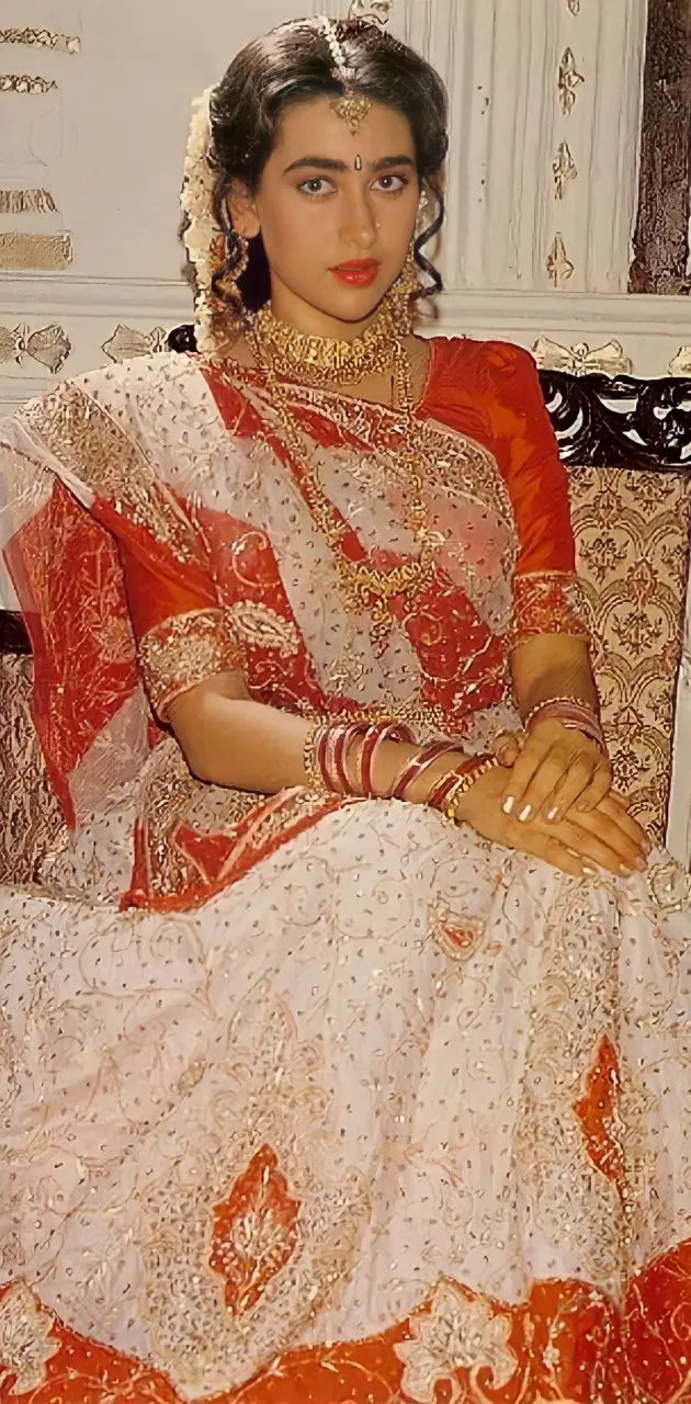 Karishma Kapoor 