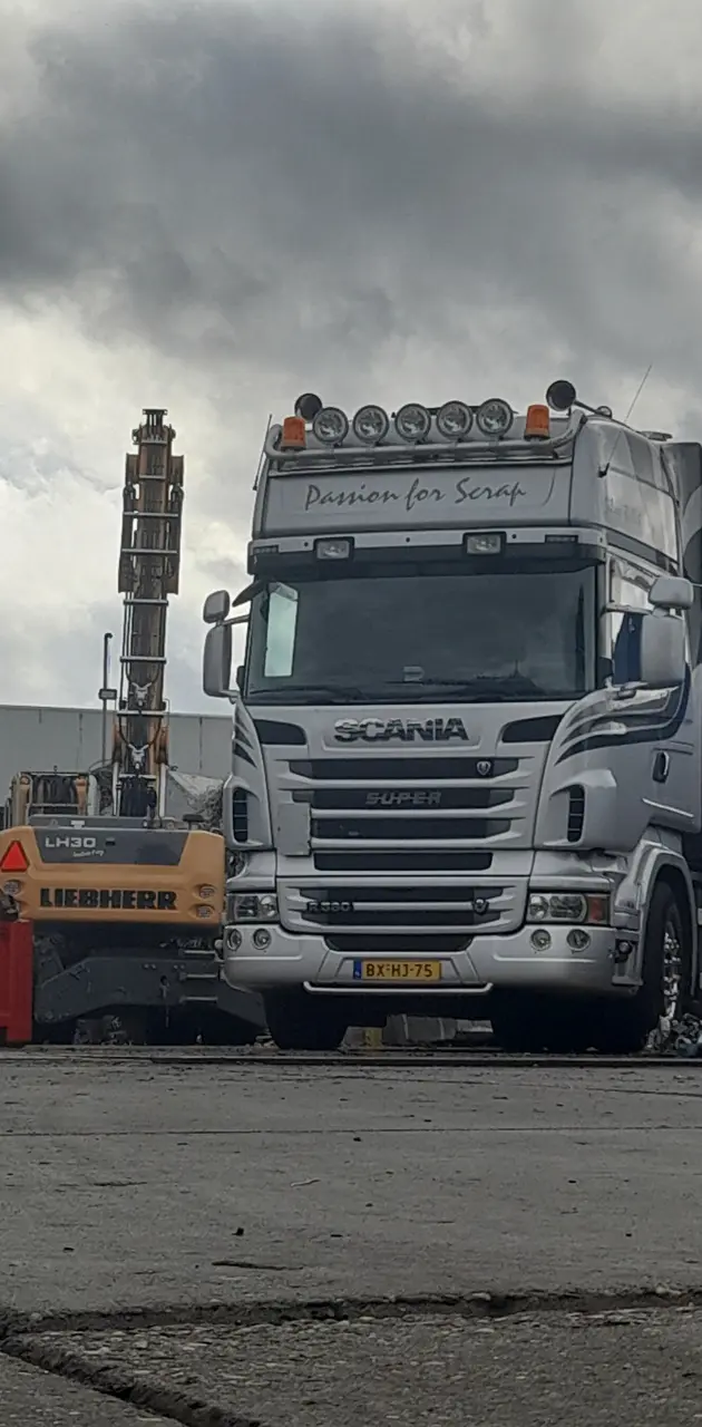 Scania r530 v8