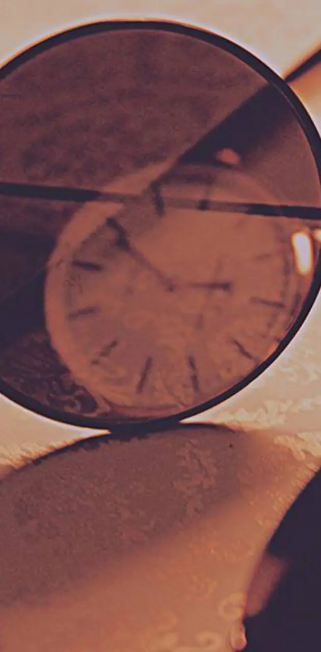clock image glasses