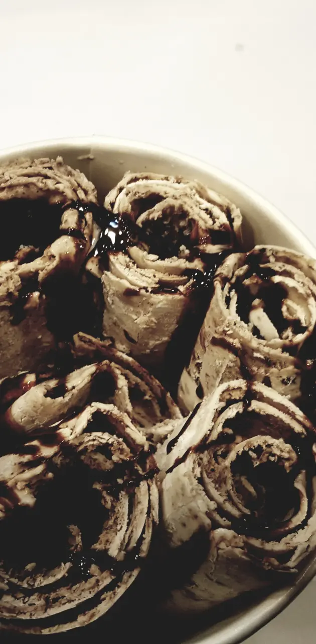 Ice cream rolls 