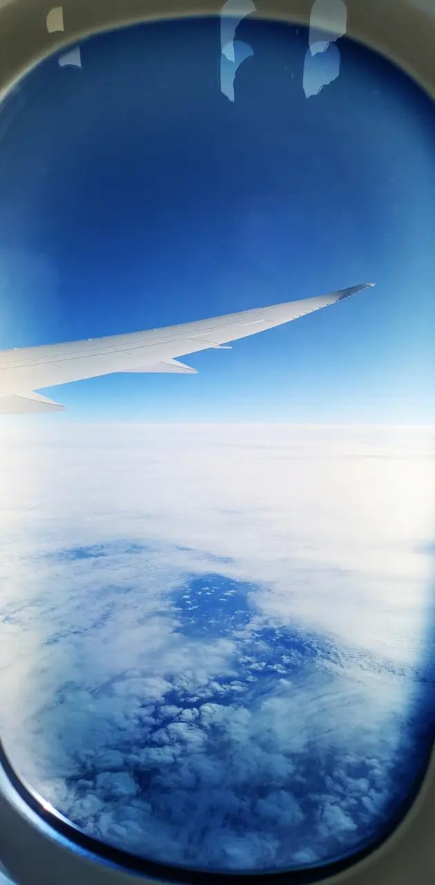 Plane window 