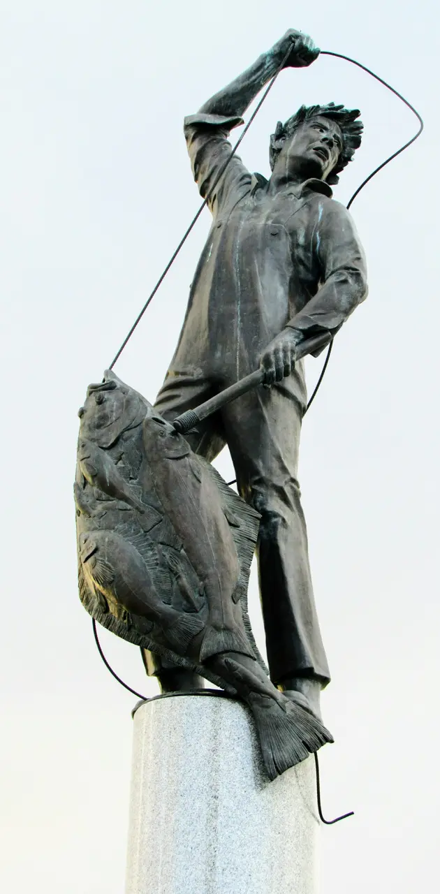SeattleHarbor statue