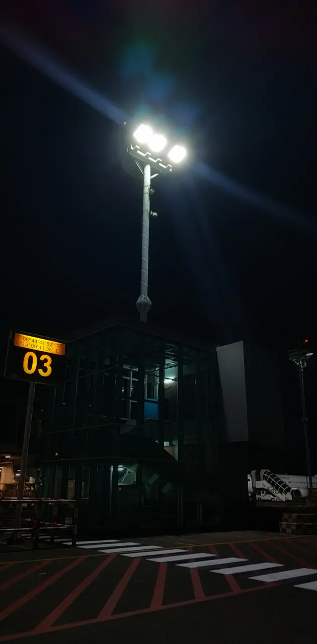 airport light