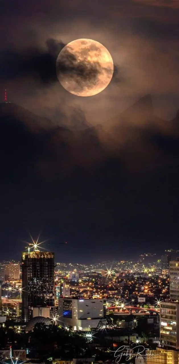 Monterrey de Noche