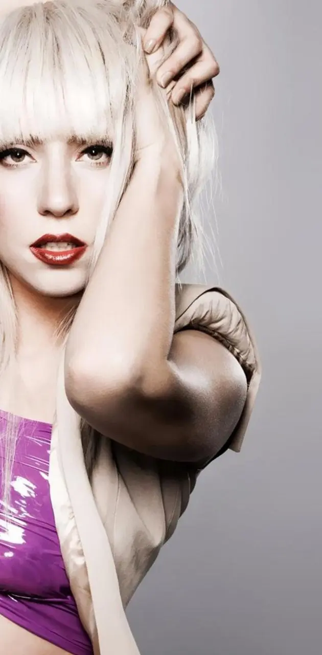 Blonde Lady Gaga