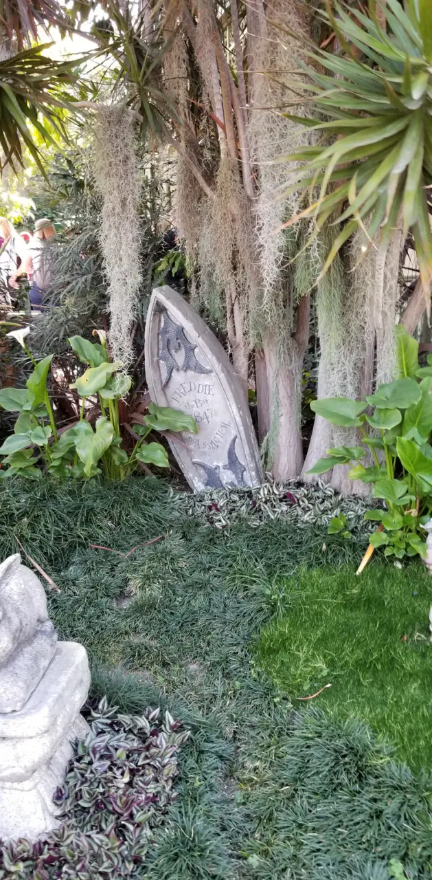 Tombstone wallpaper by funeralgoddess - Download on ZEDGE™ | b5d7