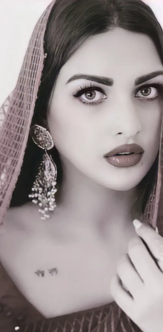 Himanshi Khurana 