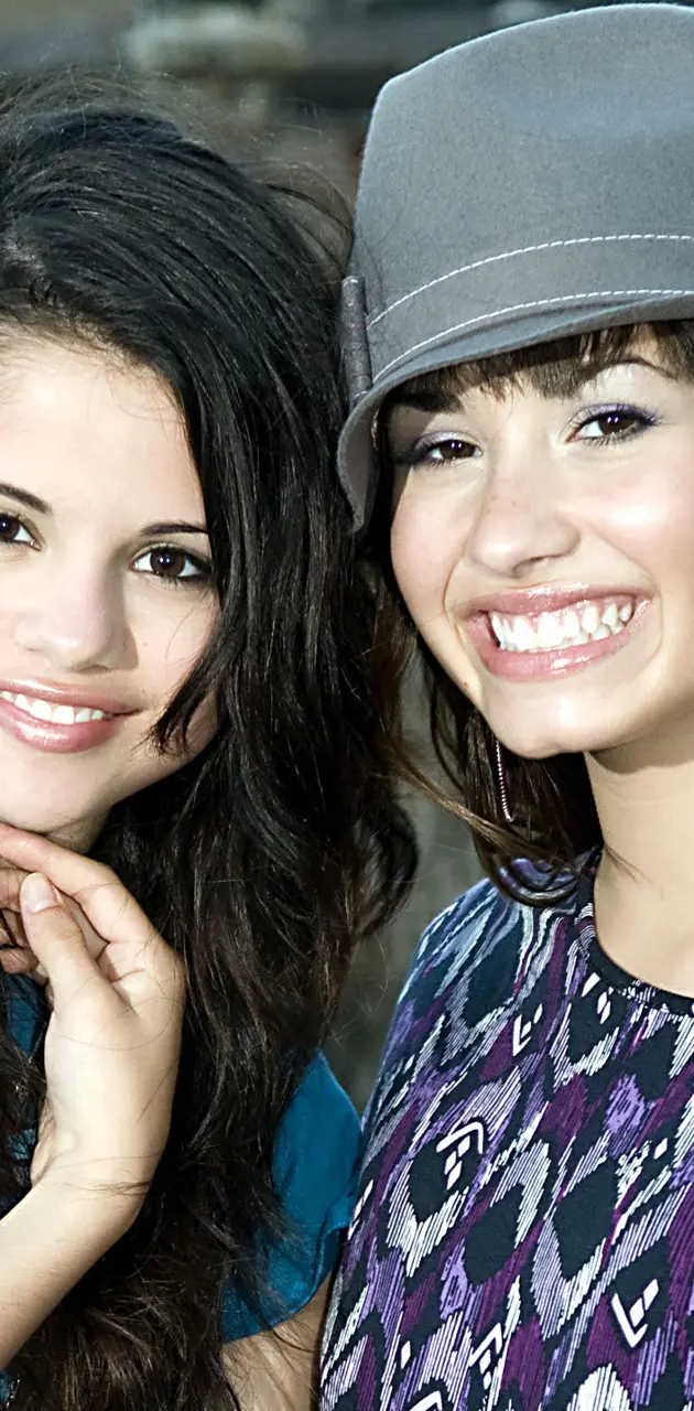 Selena And Demi