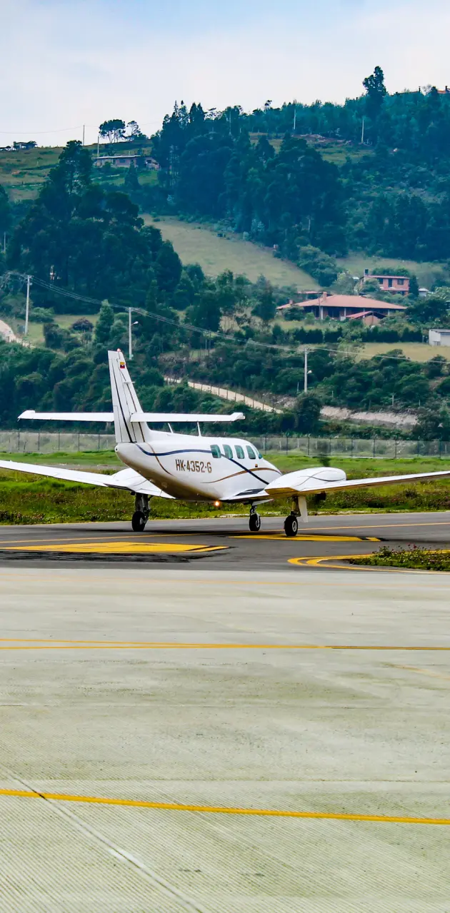 Cessna T303 