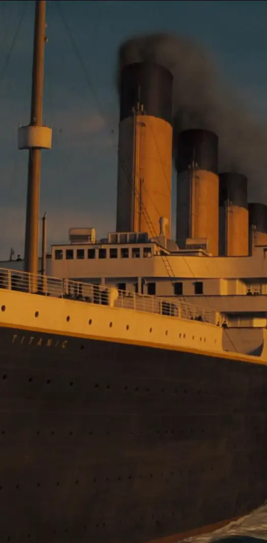 Titanic Set Sail
