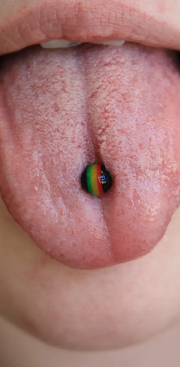 Tongue Piercing 