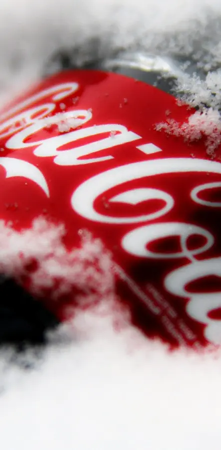 Snowy Coca-cola