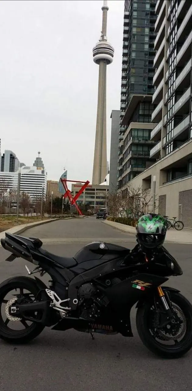 Toronto Yamaha R1 