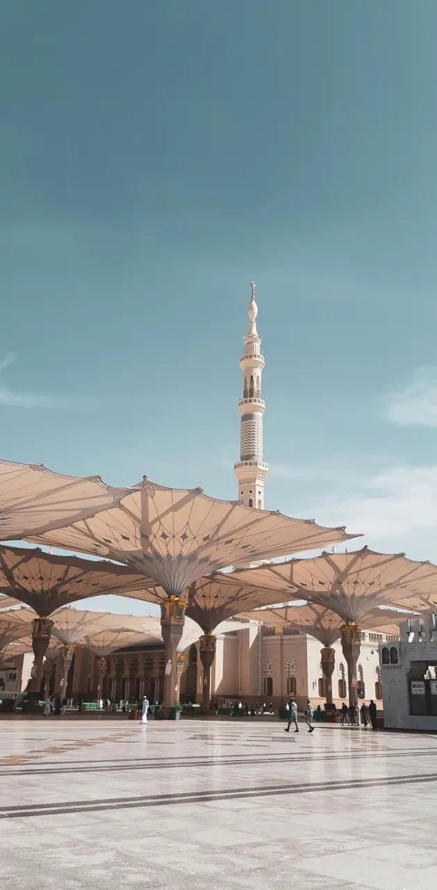 Park tof the Al-Masjid an-Nabawi, the Prophets Mosque in Medina, Saudi
