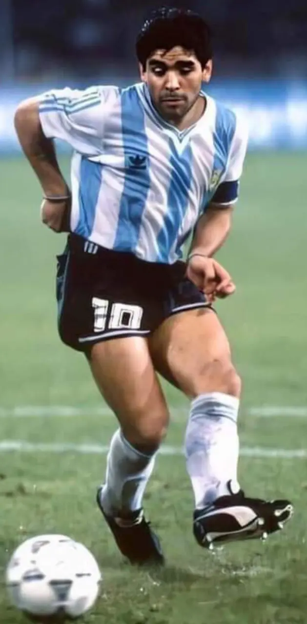 Maradona Italy 90