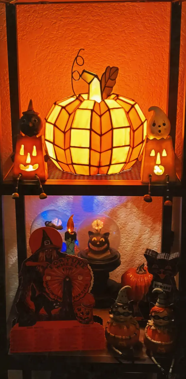 Halloween Shelf