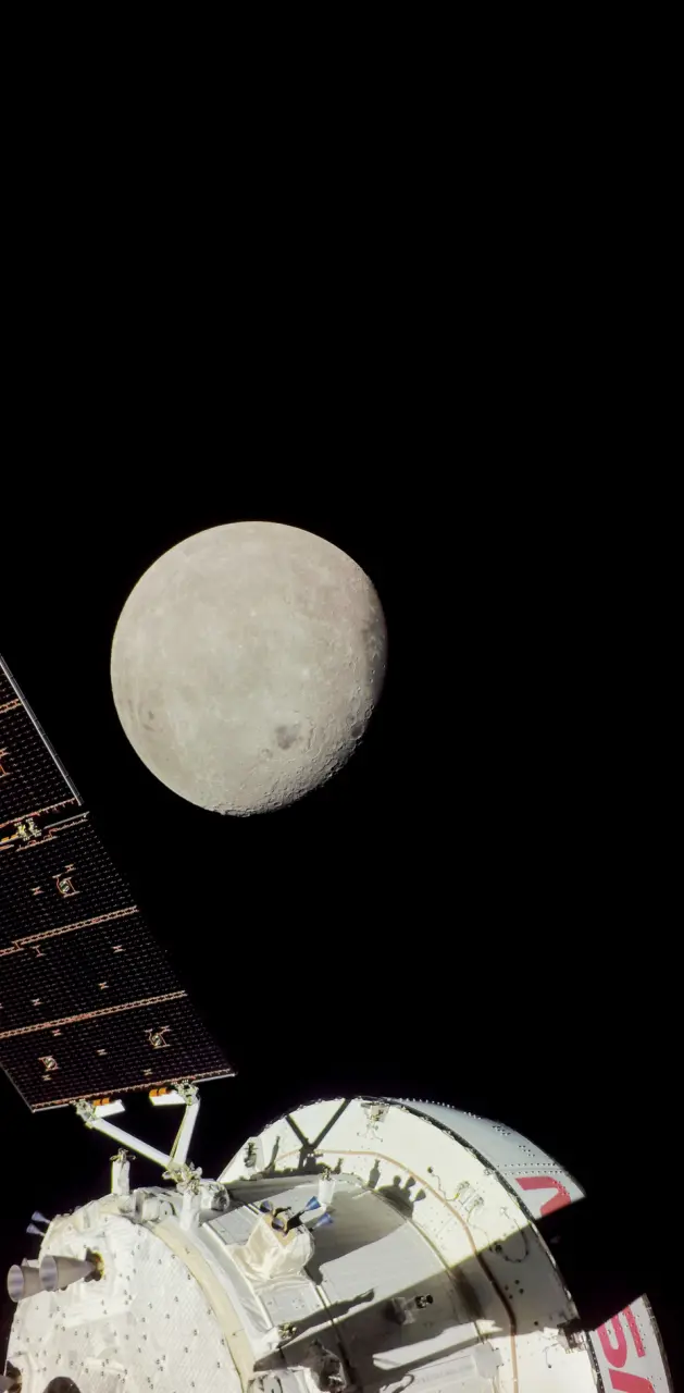 Artemis 1 flyby moon