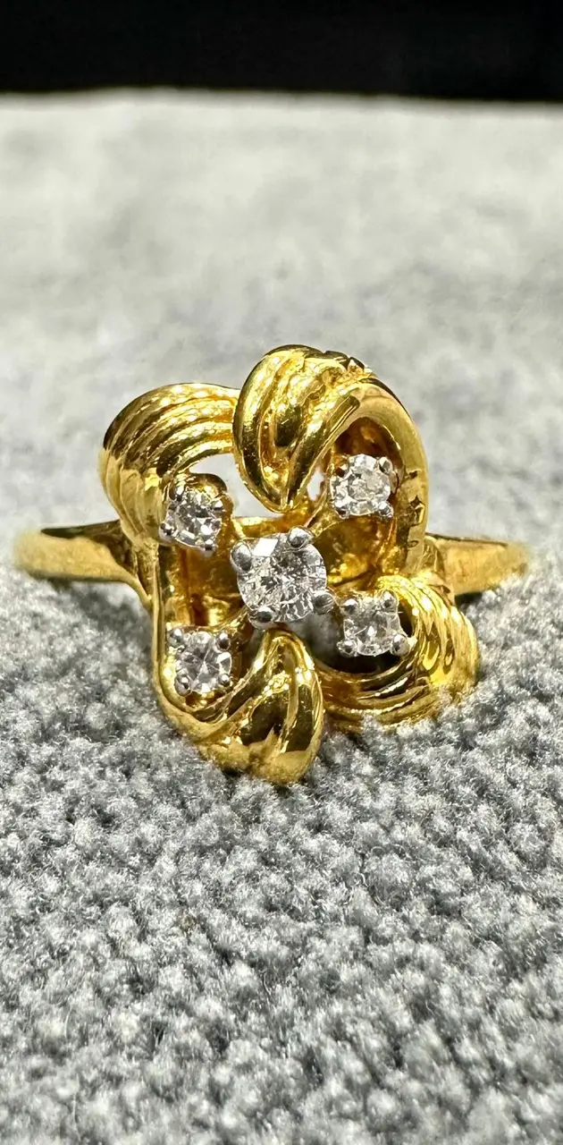 Flower Gold Diamond 